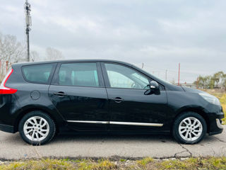 Renault Grand Scenic foto 3