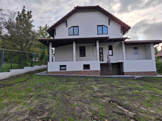 Casa in 2 nivele in Dumbrava foto 16