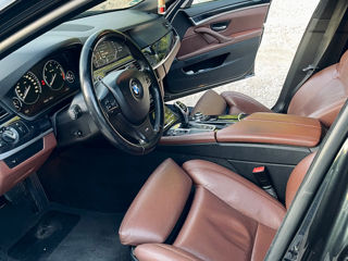 BMW 5 Series foto 7