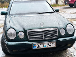 Mercedes E-Class