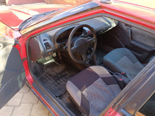 Mazda 323 foto 7