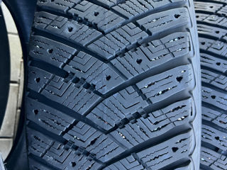 Goodyear Ice Suv 235 60 18 iarna foto 3