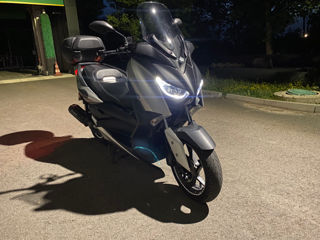 Yamaha X-MAX