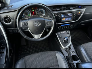 Toyota Auris foto 8