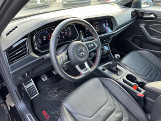 Volkswagen Jetta foto 8