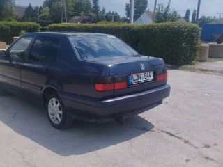 Volkswagen Vento foto 8