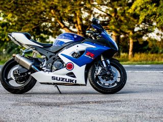 Suzuki GSXR-1000 foto 3