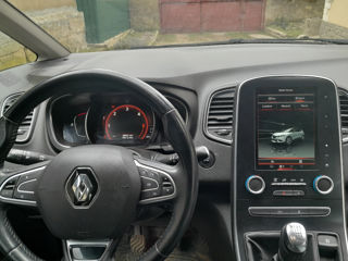 Renault Scenic foto 2