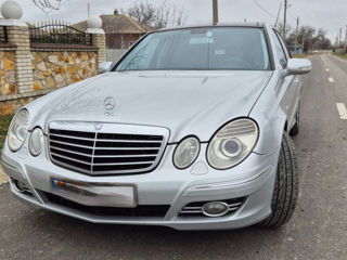 Mercedes E-Class foto 2