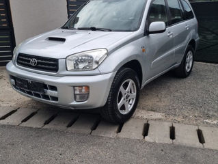 Toyota RAV 4 2.0 disel manual  piese Запчасти