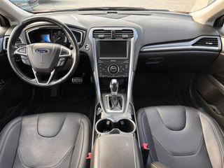 Ford Fusion foto 5