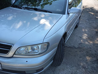 Opel Omega foto 2