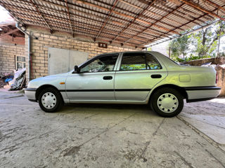 Nissan Sunny foto 4