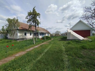 Продаем шикарный родительский дом в городе Слободзея! Во дворе два дома полностью жилые частично меб foto 2