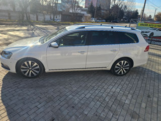 Volkswagen Passat foto 4