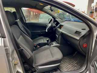 Opel Astra foto 8