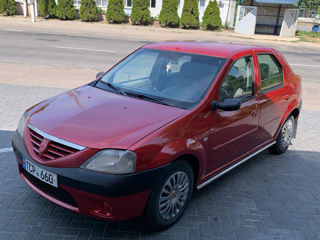 Dacia Logan foto 2