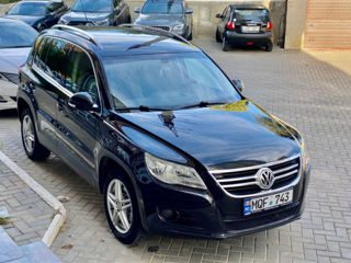 Volkswagen Tiguan foto 1