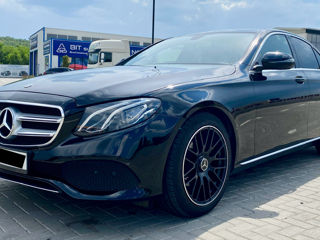 Mercedes E-Class foto 3