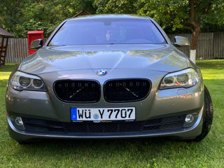 BMW 5 Series foto 6