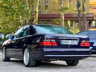 Mercedes E-Class foto 4