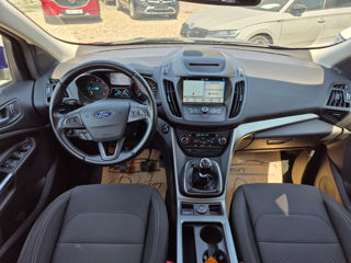 Ford Kuga foto 9