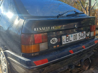 Renault 19 foto 2