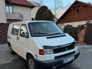 Volkswagen Transporter foto 2