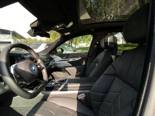 BMW 7 Series foto 13