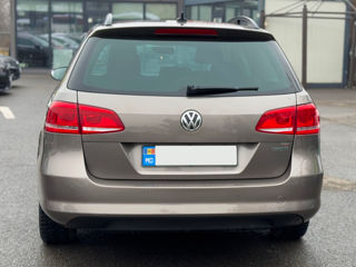 Volkswagen Passat foto 6