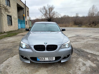 BMW 5 Series foto 2