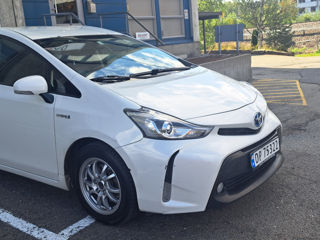 Toyota Prius + foto 3