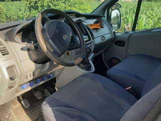 Opel Vivaro foto 5