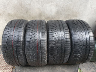 255/35/ R18. 225/40/R18-Nokian.