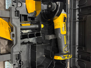 Polizor unghiular cu acumulator DEWALT DCG405NT 125mm 18V+ acumulator 5 AH  DeWALT DCB184 foto 7