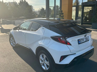 Toyota C-HR foto 3