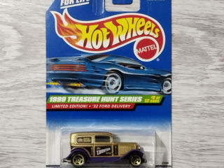 Hot Wheels Treasure Hunt