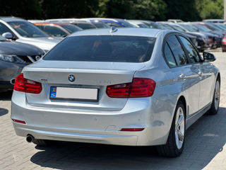 BMW 3 Series foto 3