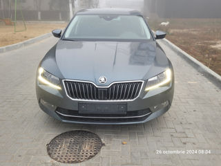 Skoda Superb foto 4