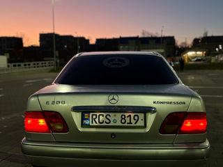 Mercedes E-Class foto 4