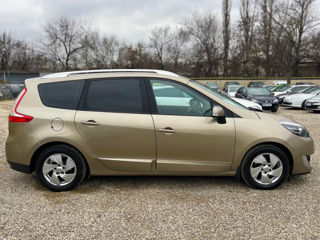 Renault Grand Scenic foto 6