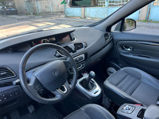 Renault Grand Scenic foto 8