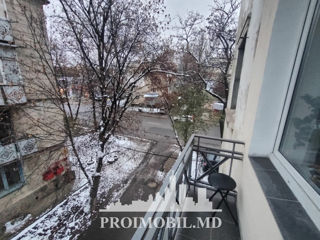 Apartament cu 2 camere, 78 m², Buiucani, Chișinău foto 7