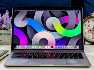 MacBook Pro 13 Retina 2017 (Core i5 7267u/16Gb Ram/256Gb SSD/13.3" Retina IPS)