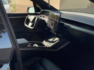 Tesla Model X foto 10