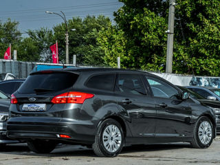 Ford Focus foto 2