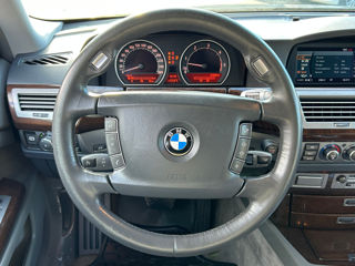 BMW 7 Series foto 12