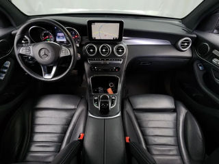 Mercedes GLC foto 7