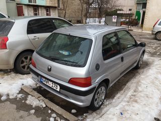 Peugeot 106 foto 4