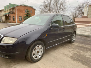 Skoda Fabia foto 2